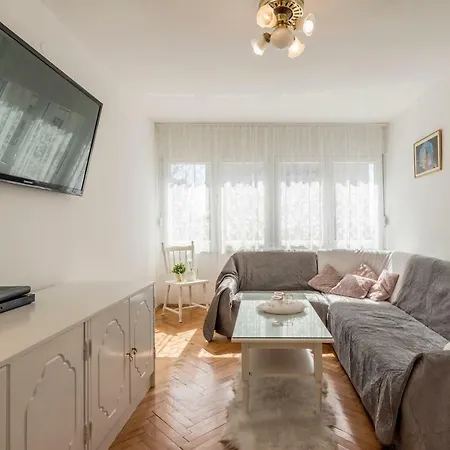 Maja Split